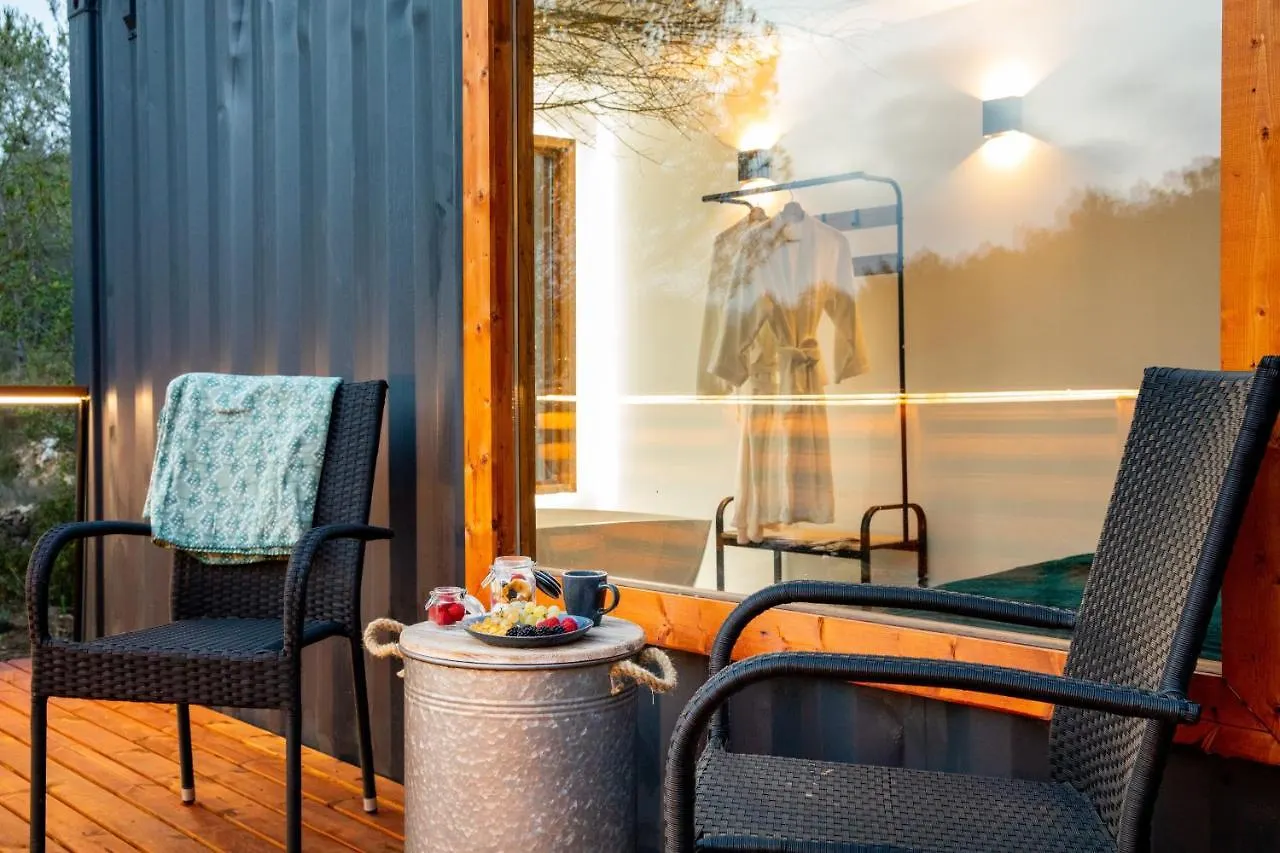 Cabana Del Bosque Canyelles  Lodge Canyelles (Catalonia)